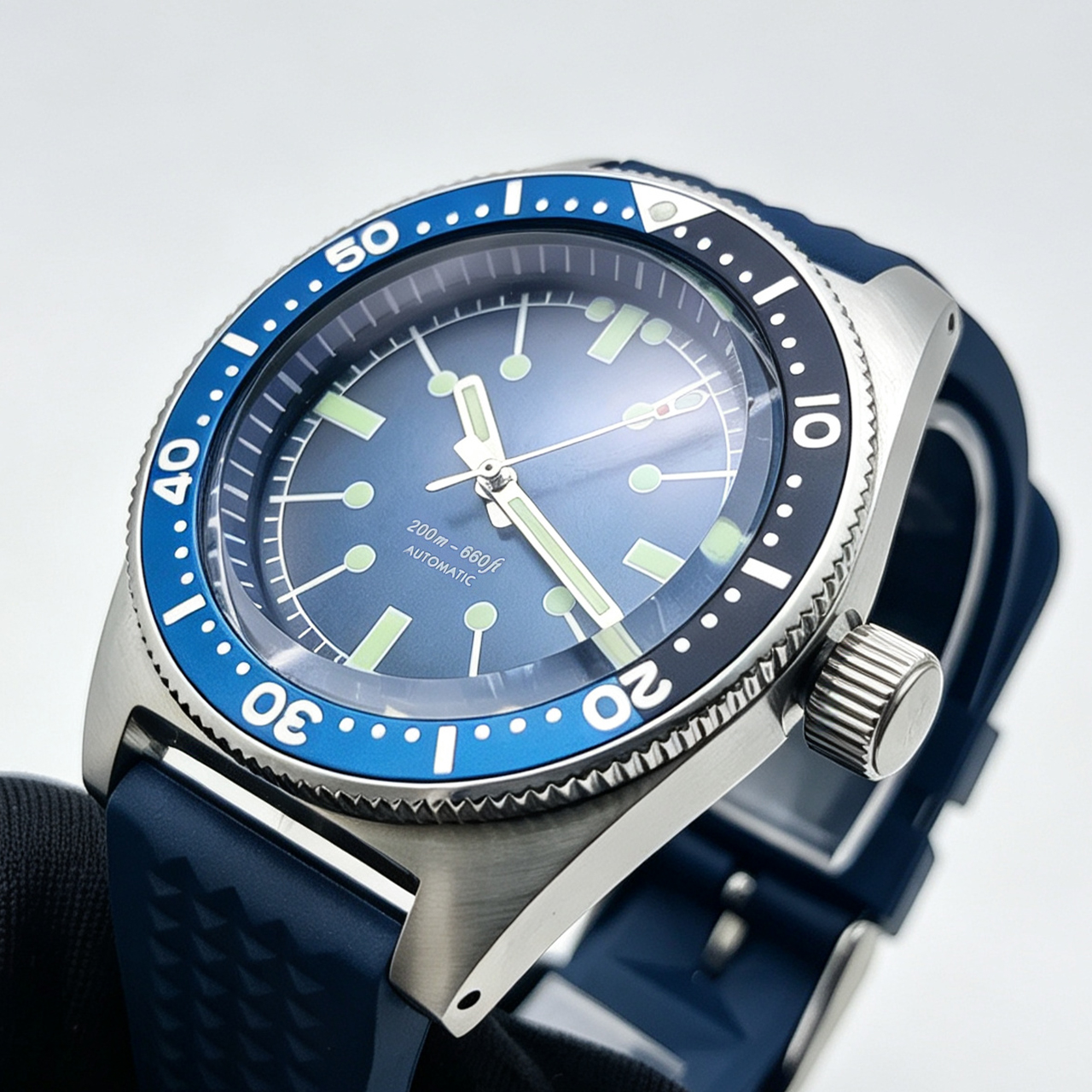 40mm NH35 Automatic Men's Dive - đánh giá và giá Rubber Strap Diver
